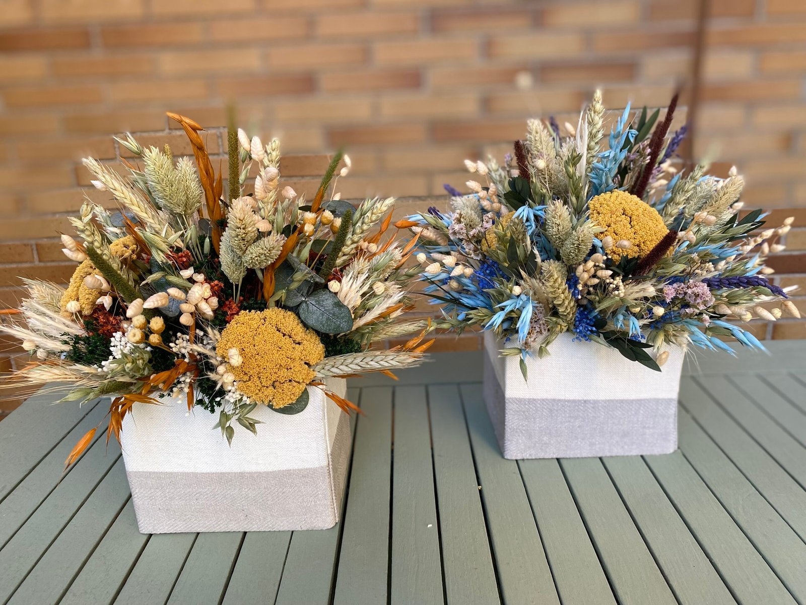 Caja y marco de foto forrados en lino preservado