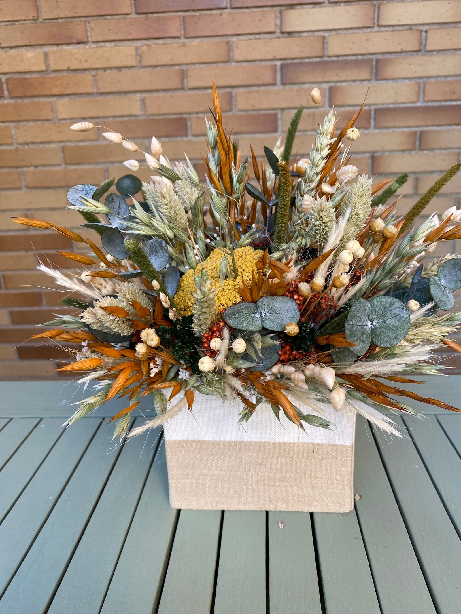 Decoración floral para comuniones y bautizos 2